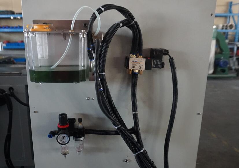 【青島】一款性?xún)r(jià)比超高的微量潤(rùn)滑油，33臺(tái)鋸切機(jī)放心使用